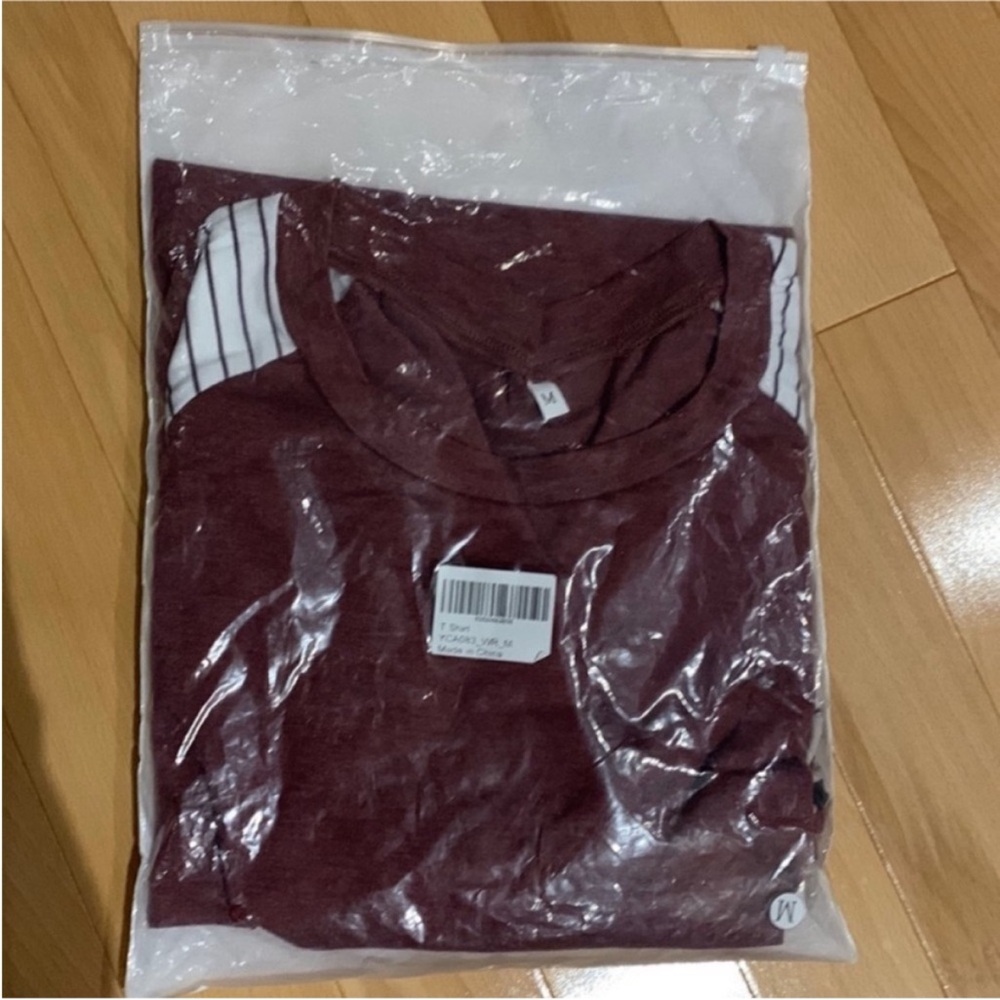 2 NWT/1 EUC Short Sleeve Solid/Striped Tees (Light Blue & Burgundy) - size S&M - Picture 14 of 16